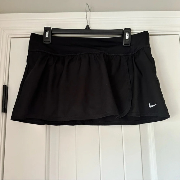 Nike Swim Boardskirt Women's Swimsuit in Black - Picture 2 of 7